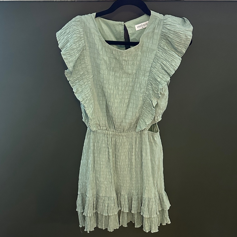 Vestique Ruffle Dress - Light Green